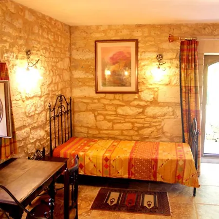 Maison Conviviale A Avec Piscine Partagee Nyaraló *