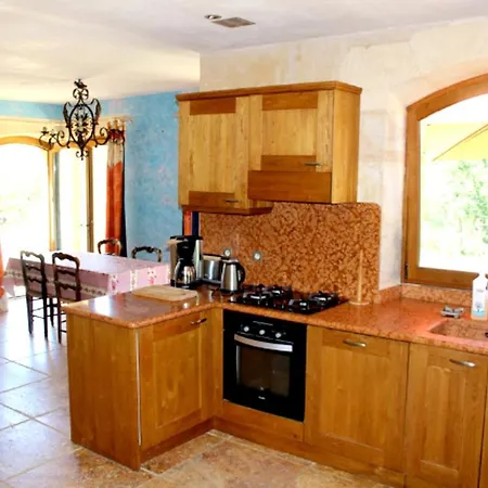 Maison Conviviale A Avec Piscine Partagee Nyaraló *